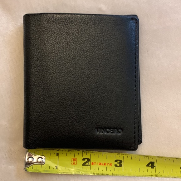 NWOT Vincero billfold wallet - Picture 8 of 10